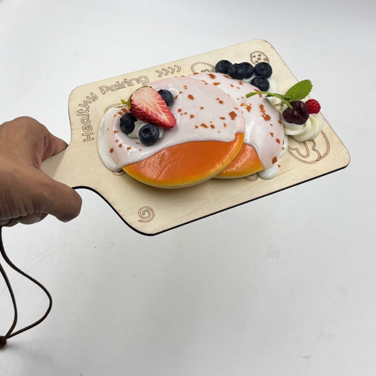 GURUBHAI EQUIPMENTS Artificial Pancake with Berries & Cream – Realistic Fake Food Display Prop for Café Décor, Bakery Showpiece, Photography & Counter Display | Includes Wooden Board