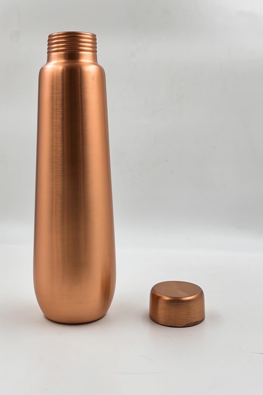 GURUBHAI EQUIPMENTS Pure Copper Water Bottle 1 Litre – Ayurvedic Leak-Proof Matte Finish for Drinking Water | BPA-Free, Eco-Friendly for Office, Home, Yoga, Gym & Fitness